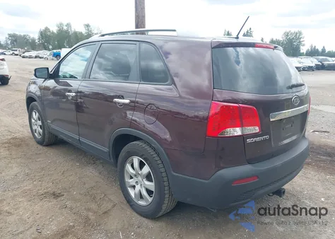 2011 Kia Sorento Lx z USA, uszkodzony, nr VIN 5XYKTDA11BG022732